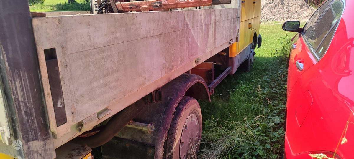 Volkswagen LT40D, su kranu