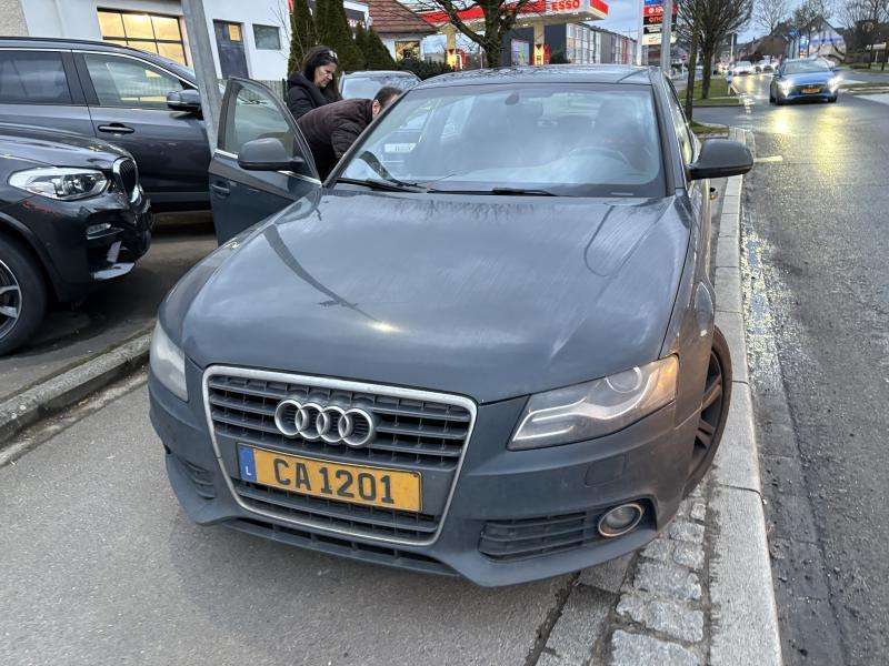Audi A4, 2.7 l., sedanas
