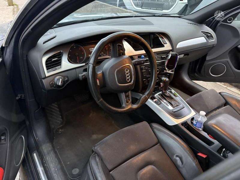 Audi A4, 2.7 l., sedanas