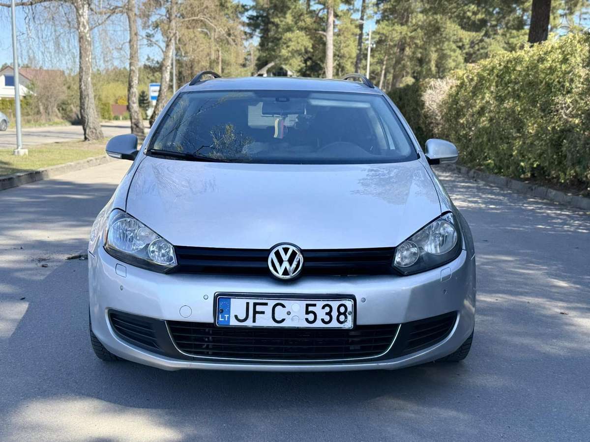 Volkswagen Golf - 3