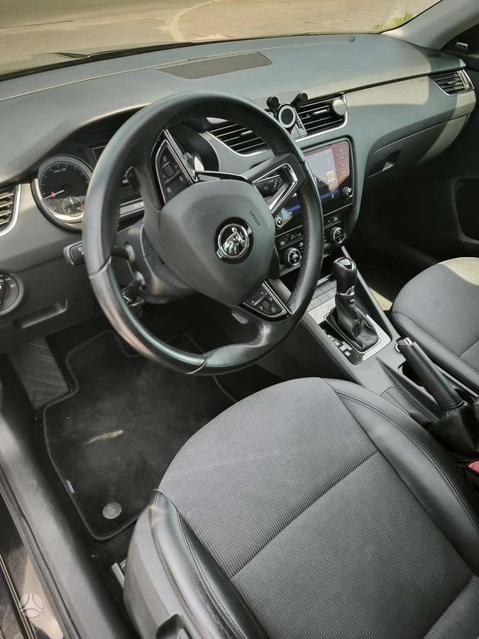 Škoda Octavia - 10