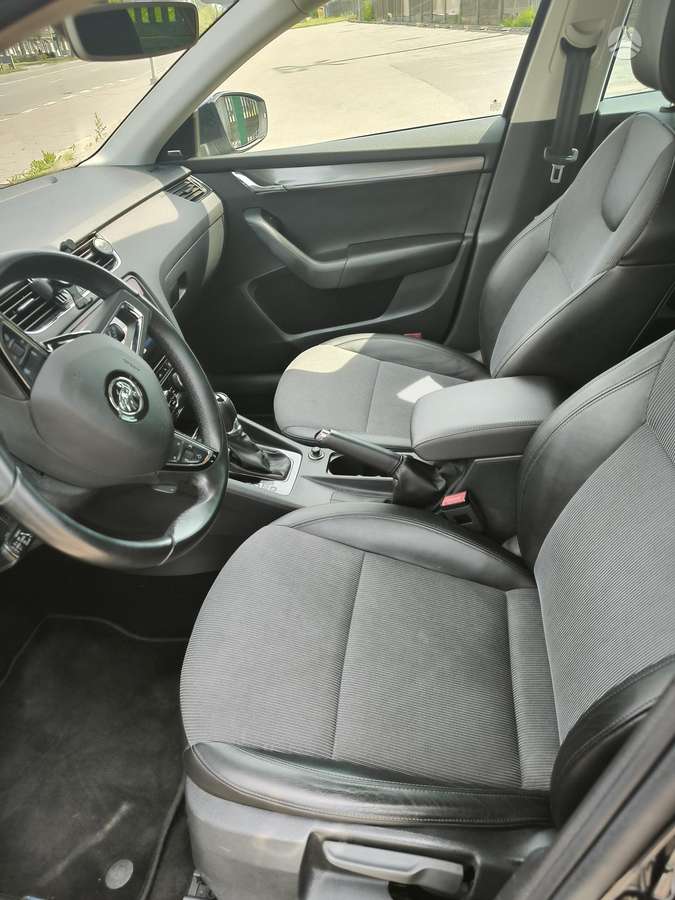 Škoda Octavia - 12