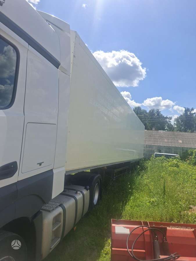 Schmitz 24, box / van type