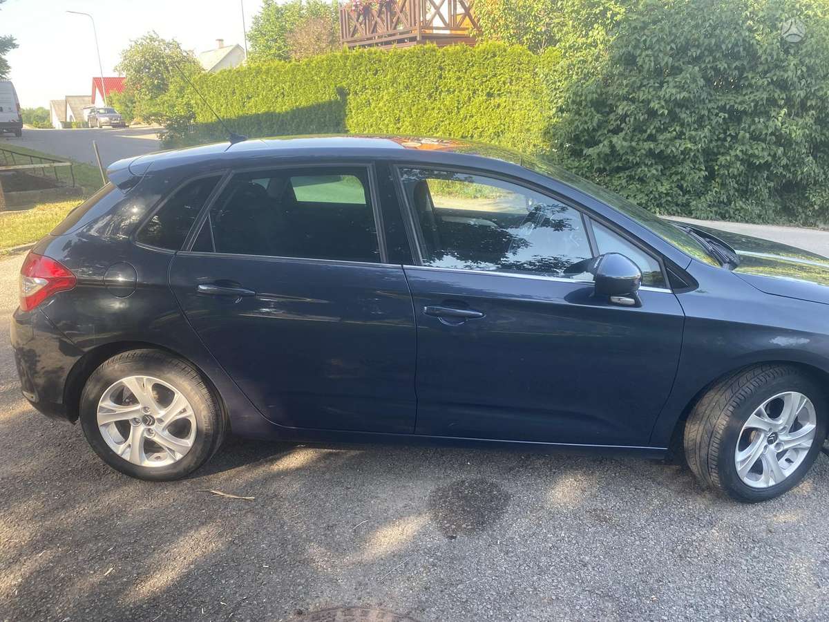 Citroen C4, 1.6 l., Хэтчбек