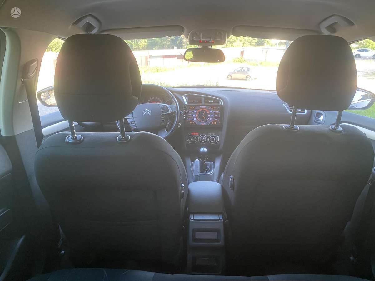 Citroen C4, 1.6 l., Хэтчбек