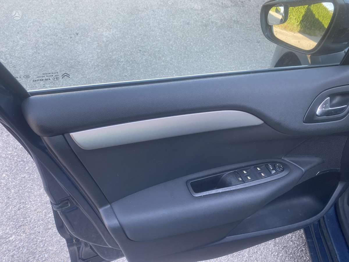 Citroen C4, 1.6 l., Хэтчбек