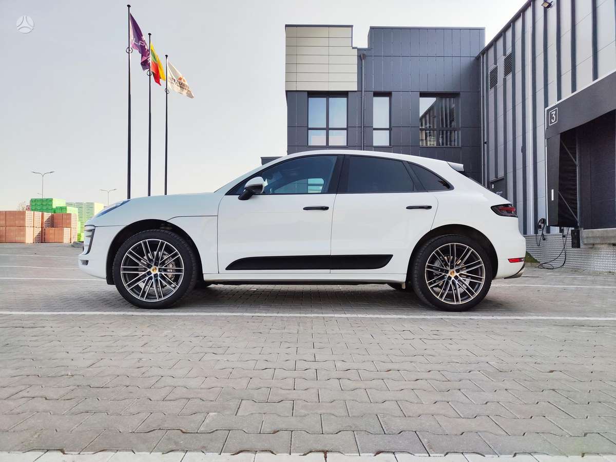 Porsche Macan - 9