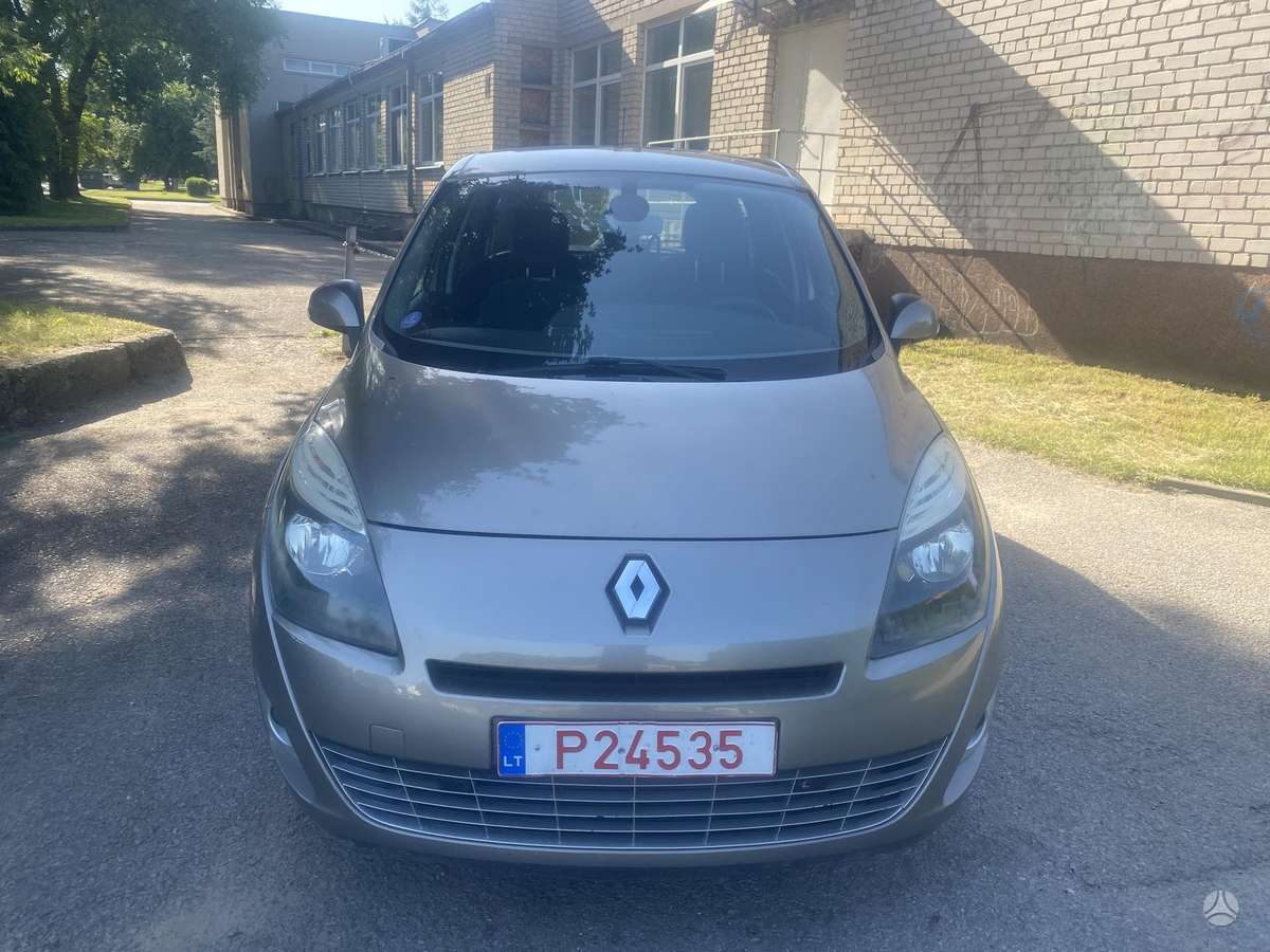 Renault Grand Scenic - 6