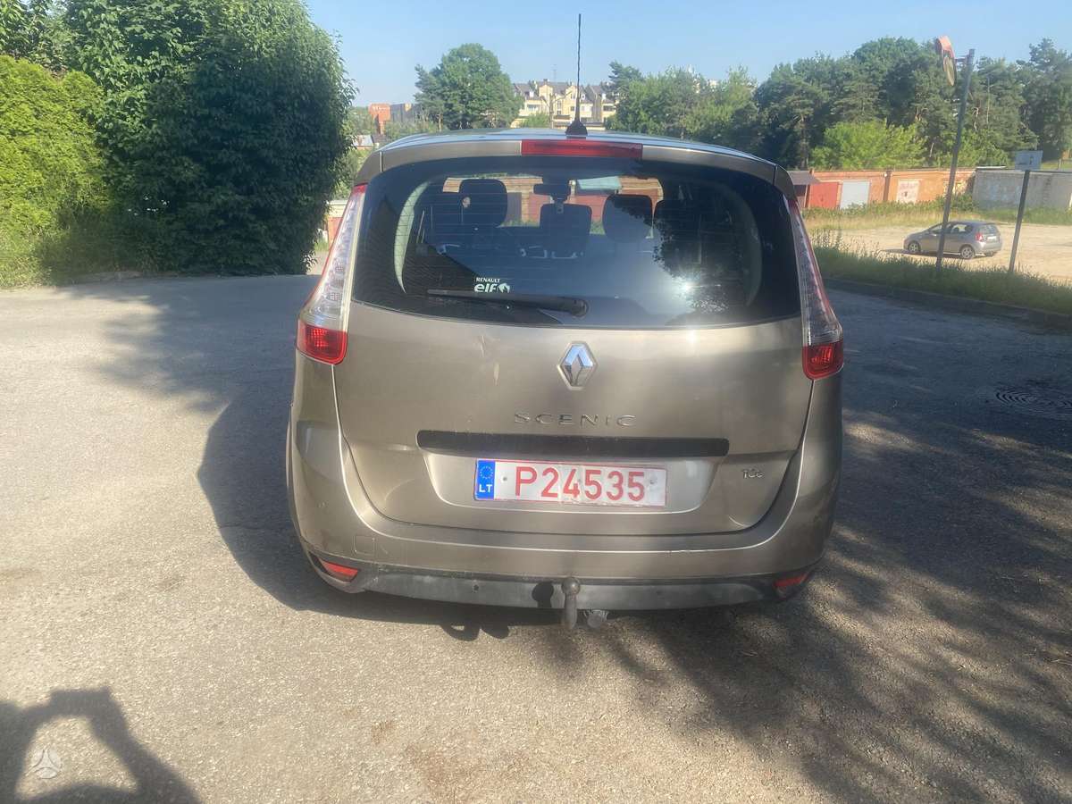 Renault Grand Scenic - 5