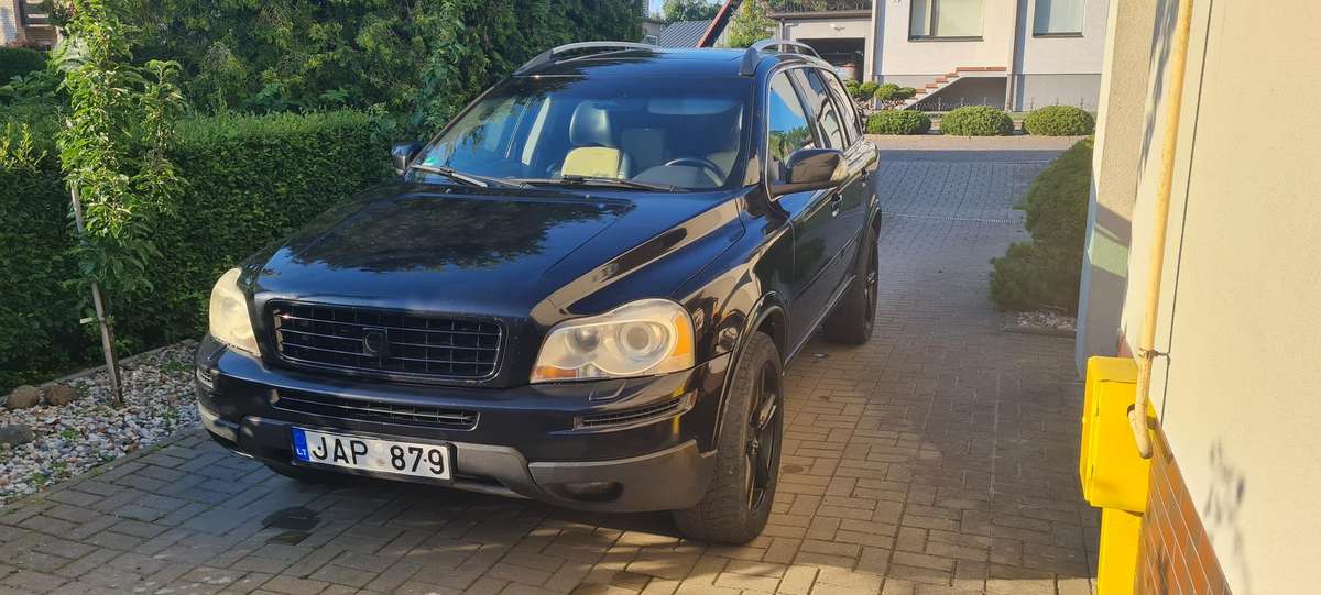 Volvo XC90 - 2