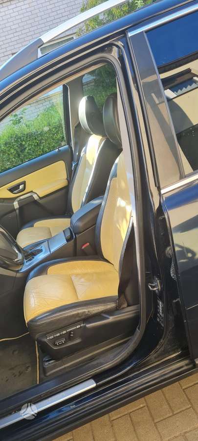 Volvo XC90 - 5