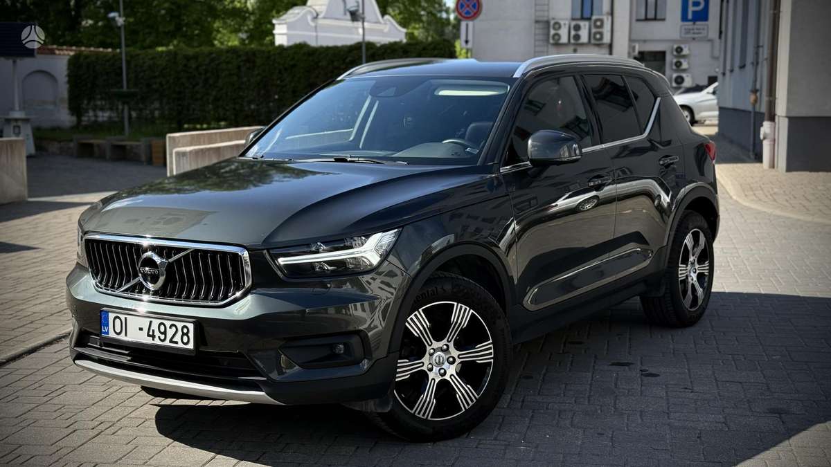 Volvo XC40 - 1