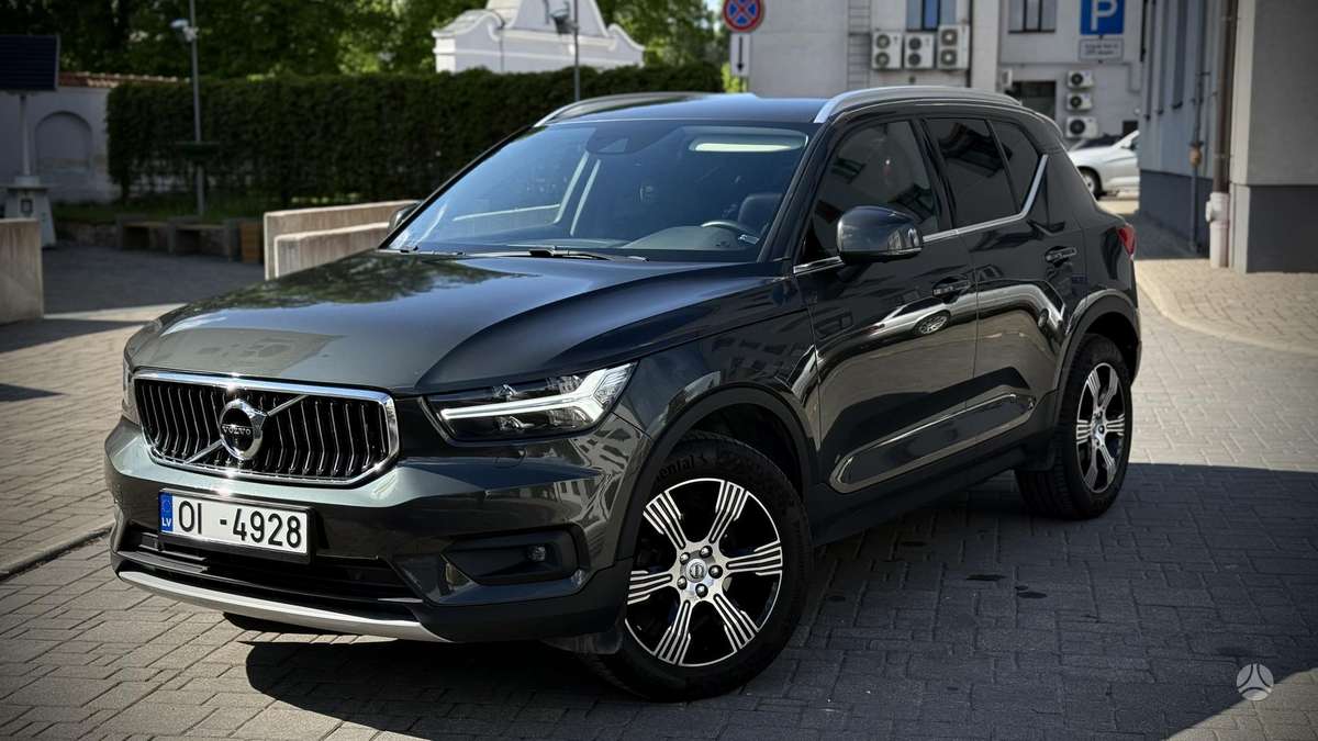 Volvo XC40, Внедорожник / Кроссовер
