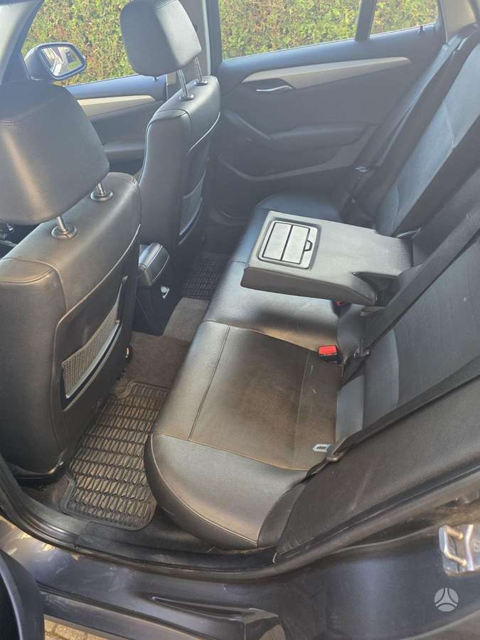BMW X1, 2.0 l., hatchback