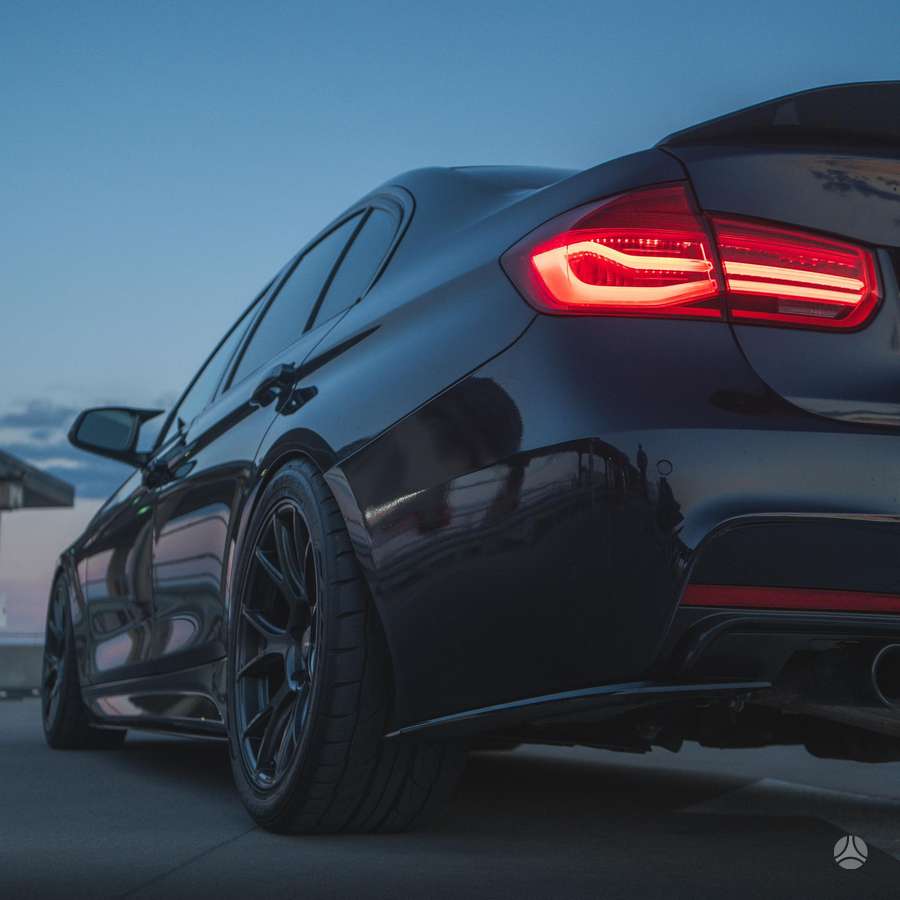 BMW 340, 3.0 l., Седан