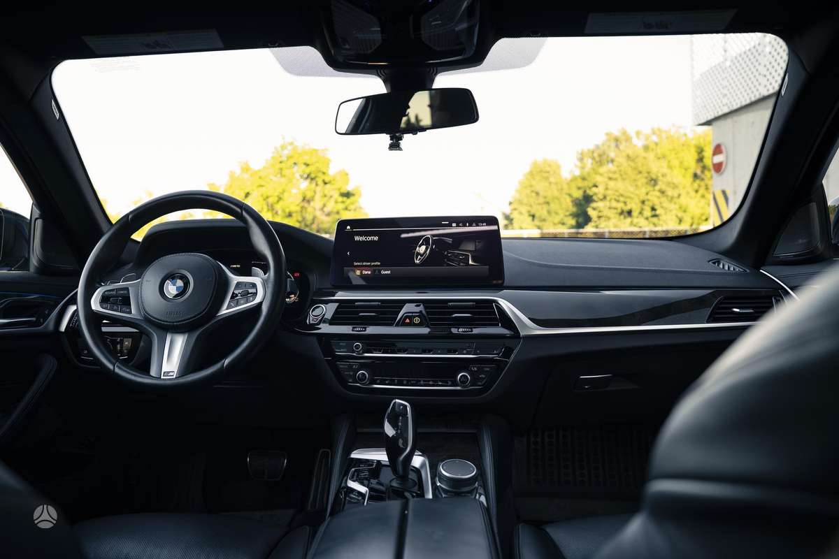 BMW M550, 4.4 l., Седан