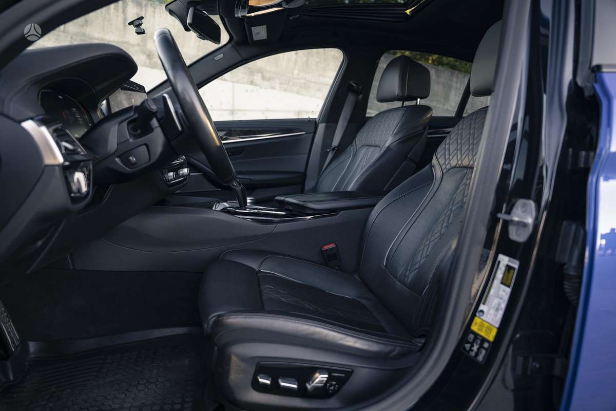 BMW M550, 4.4 l., Седан