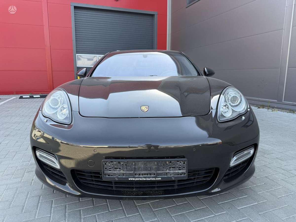 Porsche Panamera - 2