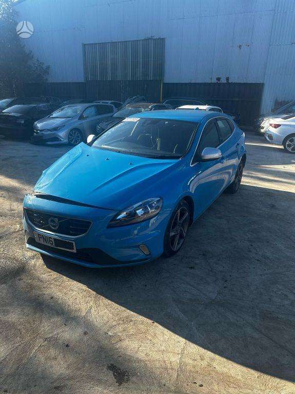 Volvo V40