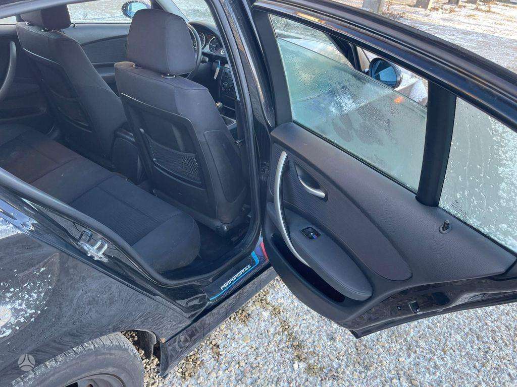 BMW 1 serija