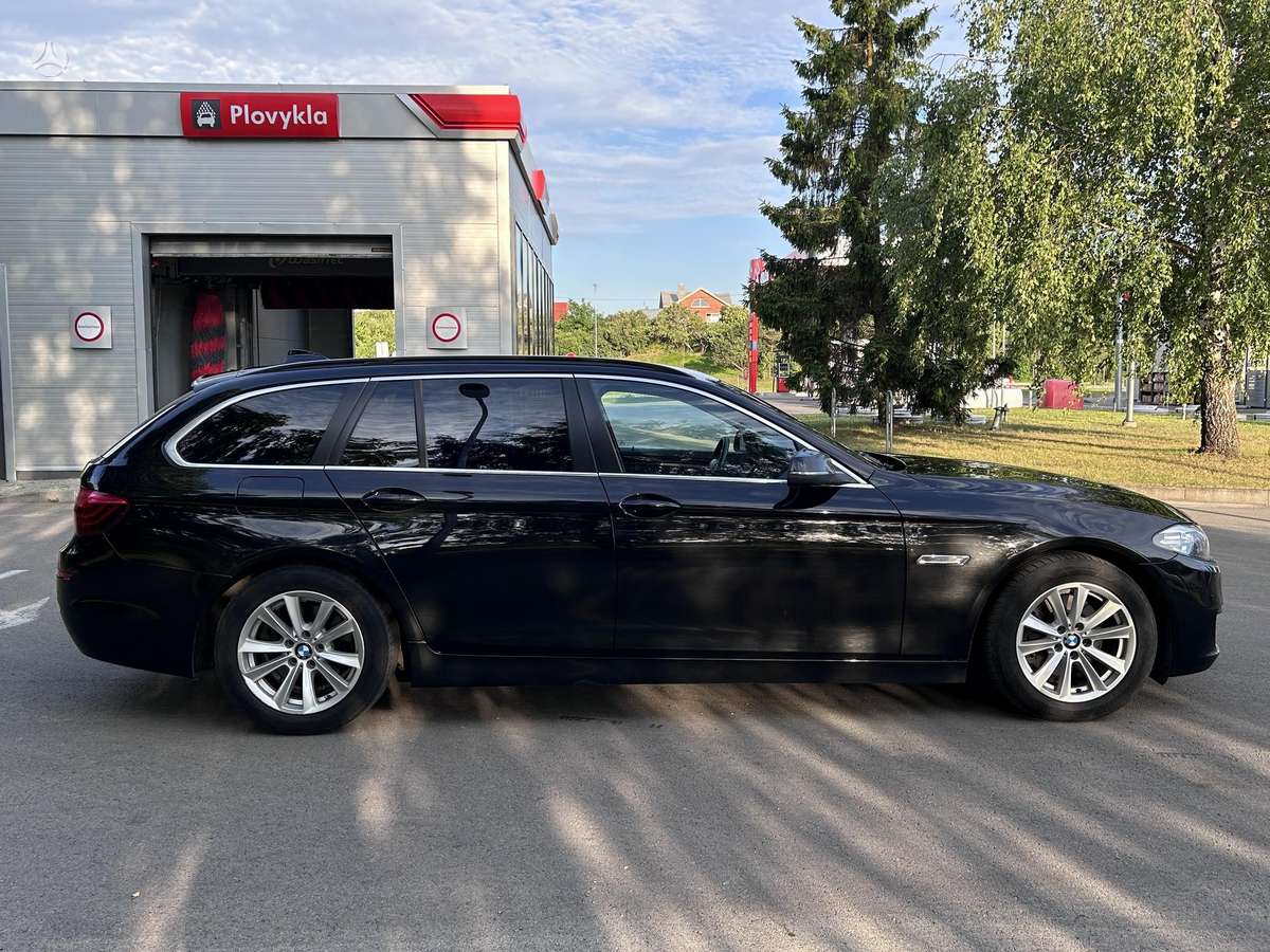BMW 520, 2.0 l., wagon