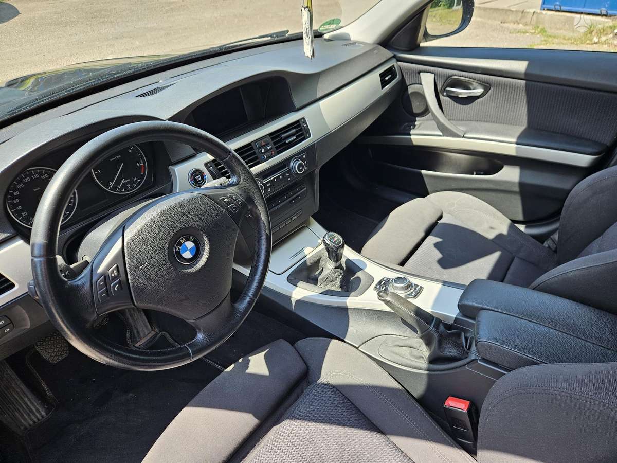 BMW 320, 2.0 l., Универсал
