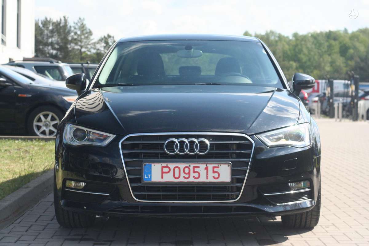 Audi A3, 1.6 l., Хэтчбек