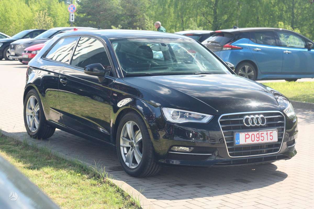 Audi A3, 1.6 l., Хэтчбек
