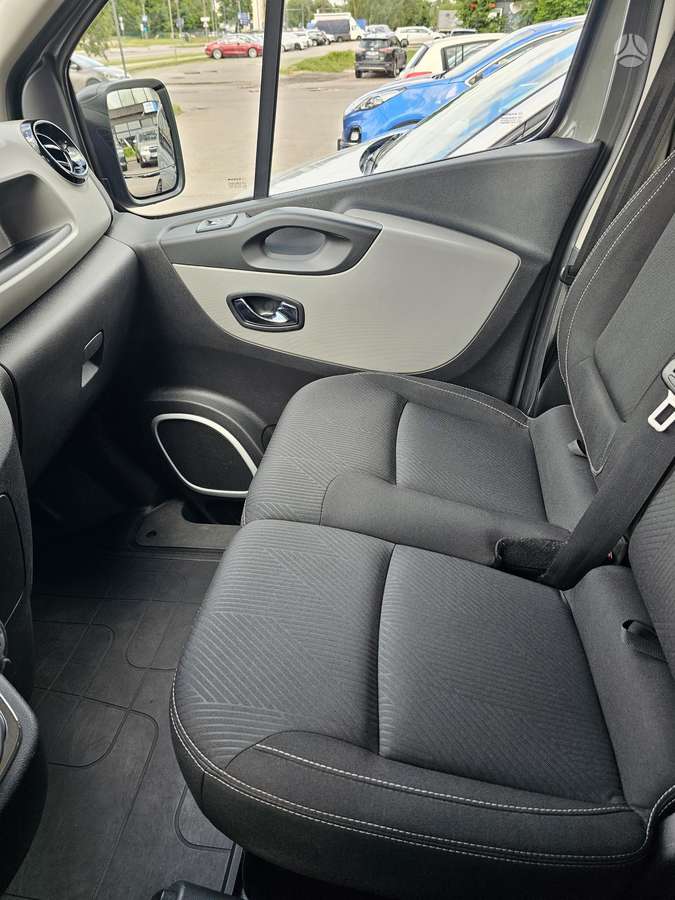Renault Trafic - 4