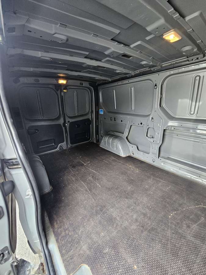 Renault Trafic - 6