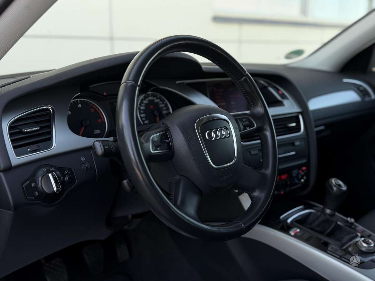 Audi A4, 2.0 l., Универсал