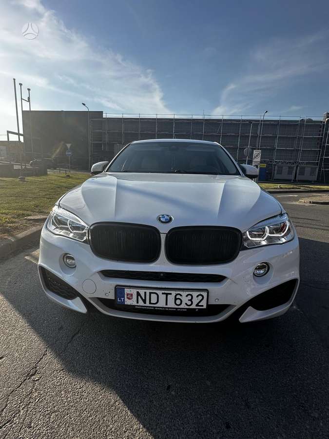 BMW X6, 4.4 l., off-road / crossover