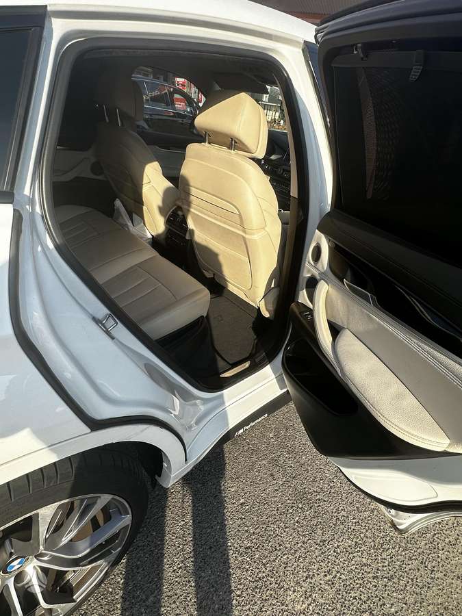BMW X6, 4.4 l., off-road / crossover