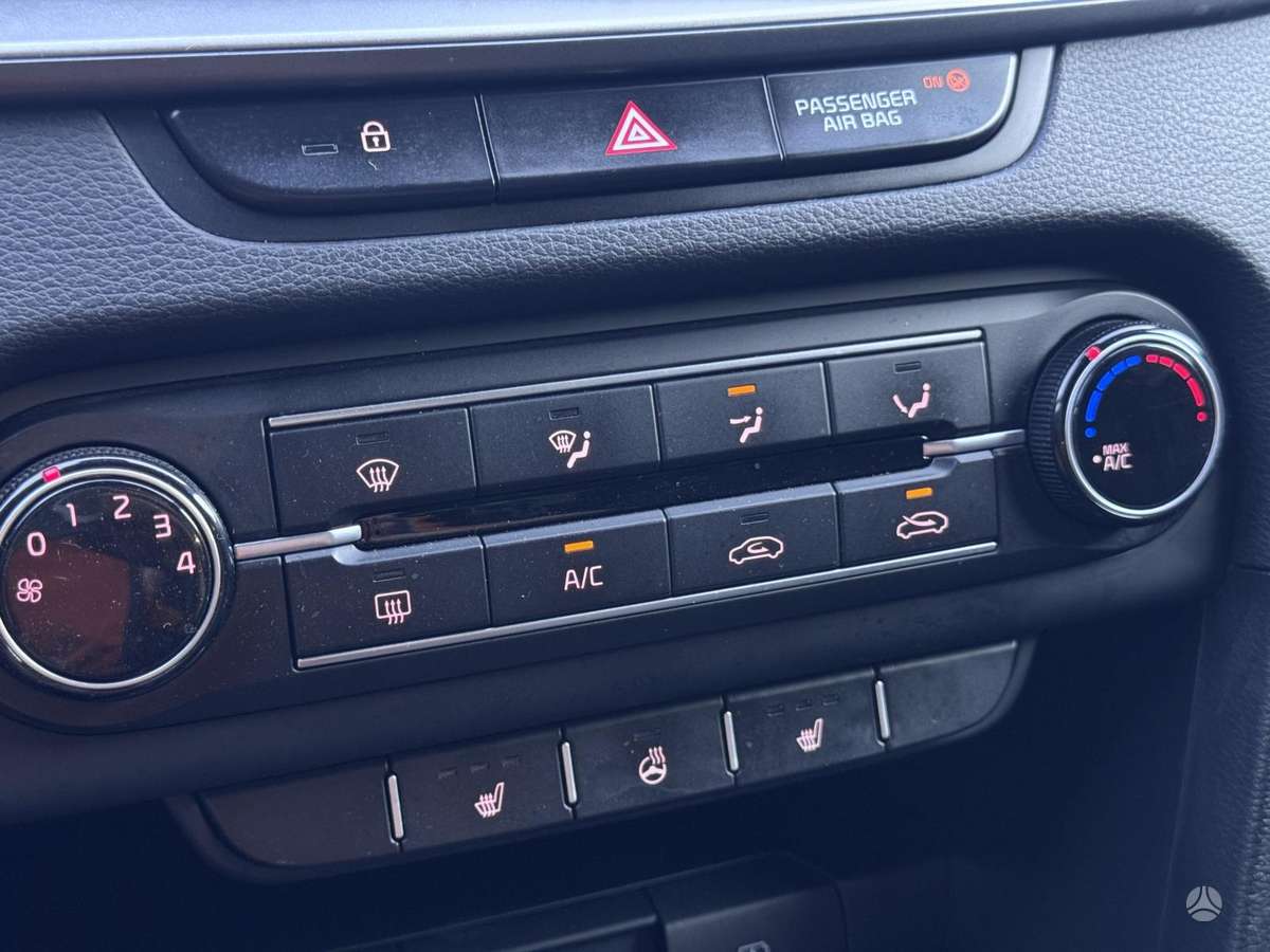 Kia Ceed, 1.0 l., Хэтчбек