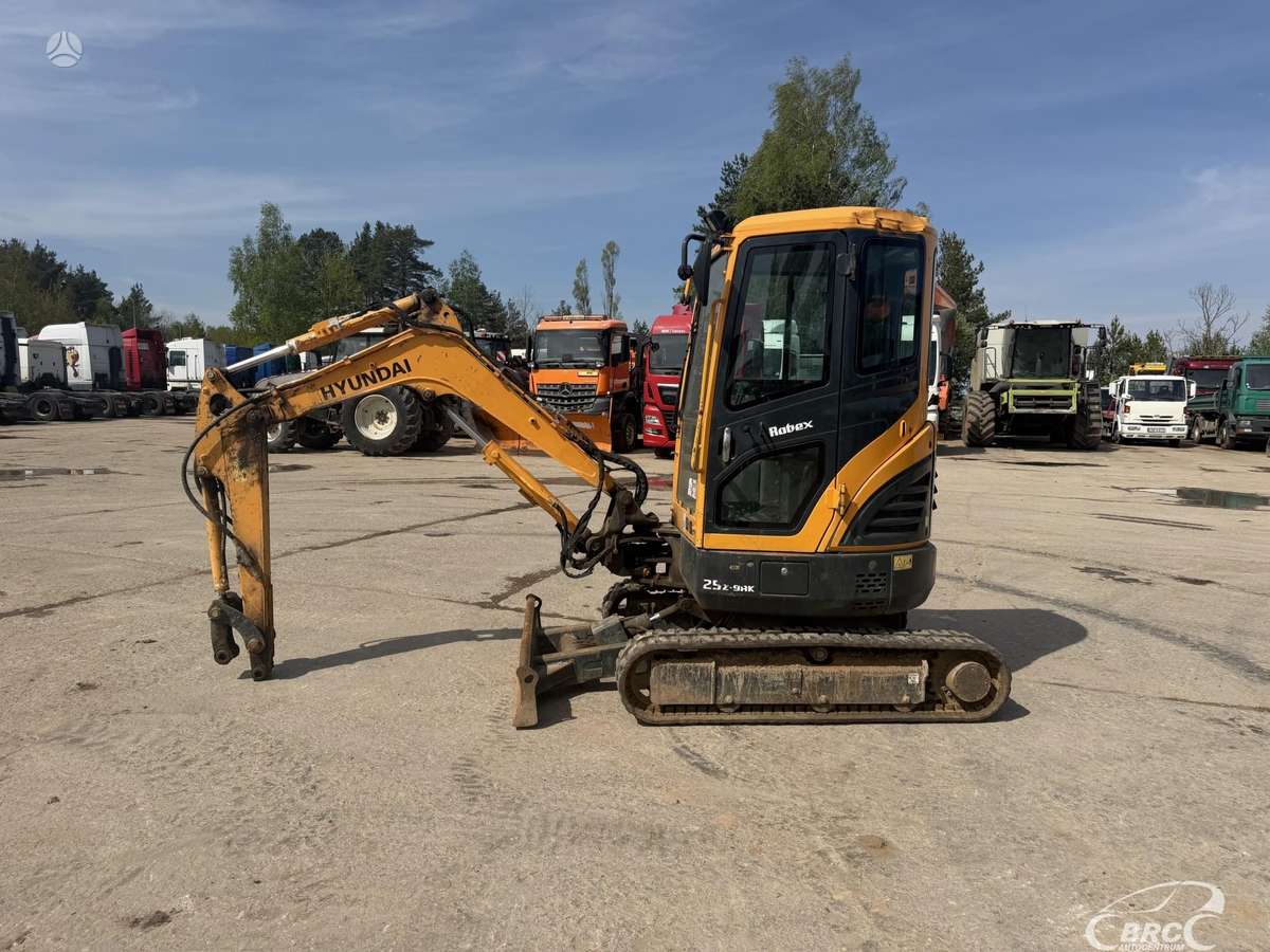 Hyundai R25Z-9AK, мини-экскаваторы