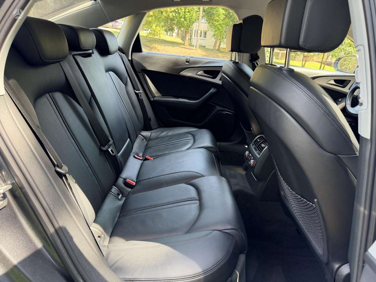 Audi A6, 3.0 l., Седан
