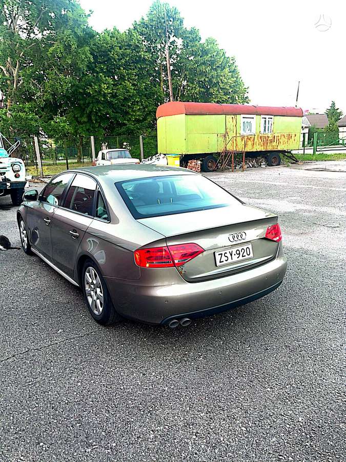 Audi A4, 2.0 l., sedanas
