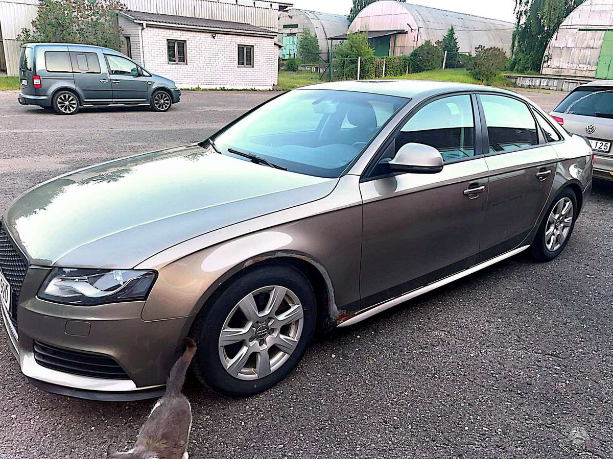 Audi A4, 2.0 l., sedanas
