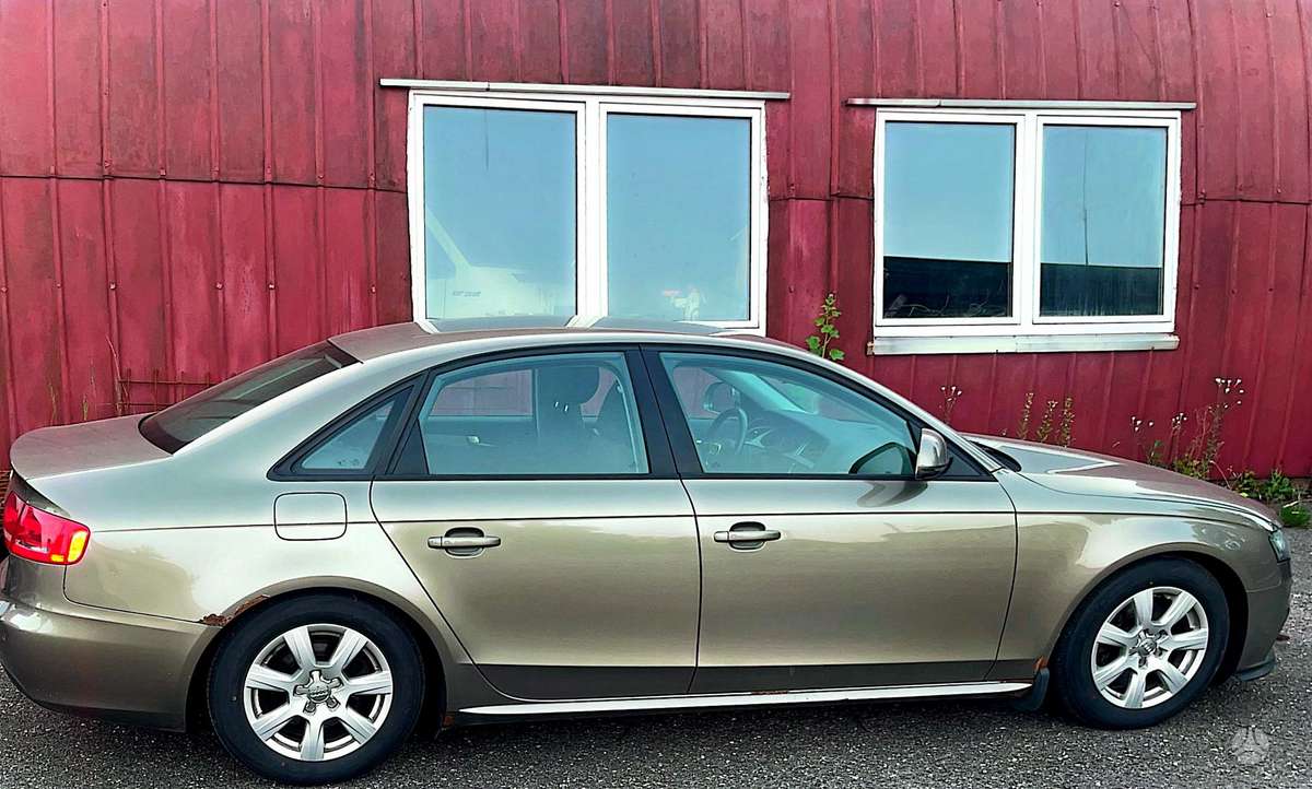 Audi A4, 2.0 l., sedanas