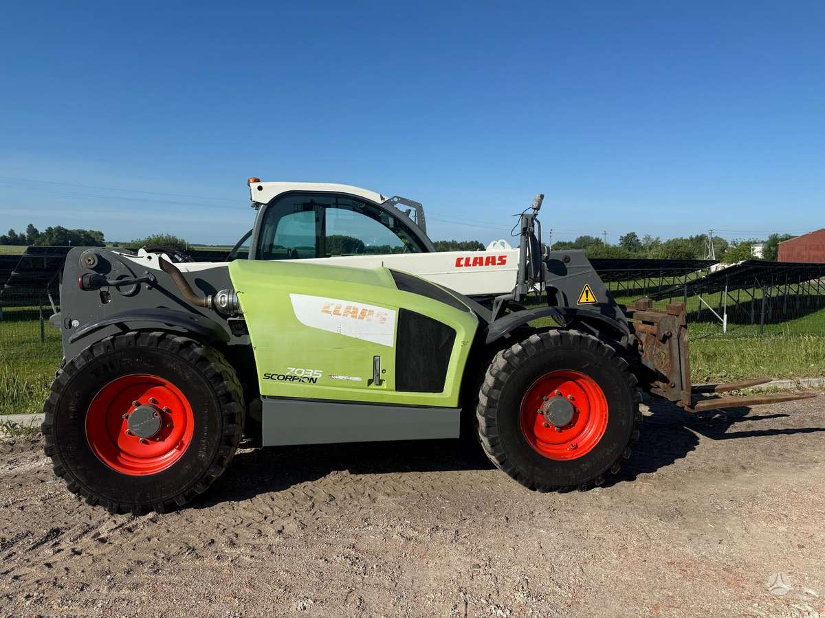 Claas Scorpion 7035, самоходные погрузчики