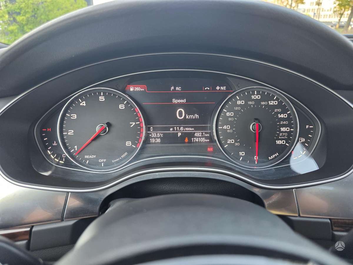Audi A6, 3.0 l., Седан