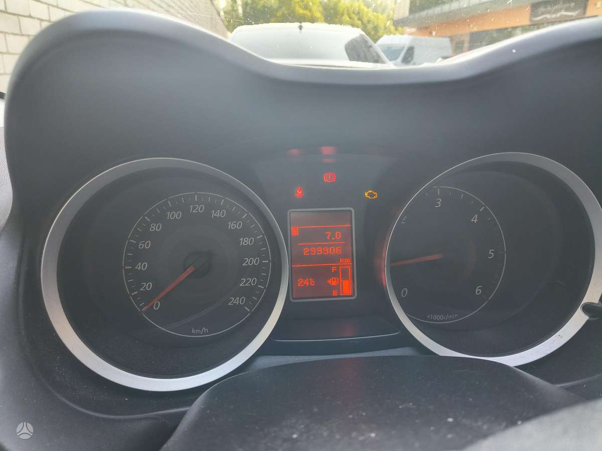 Mitsubishi Lancer, 2.0 l., Хэтчбек