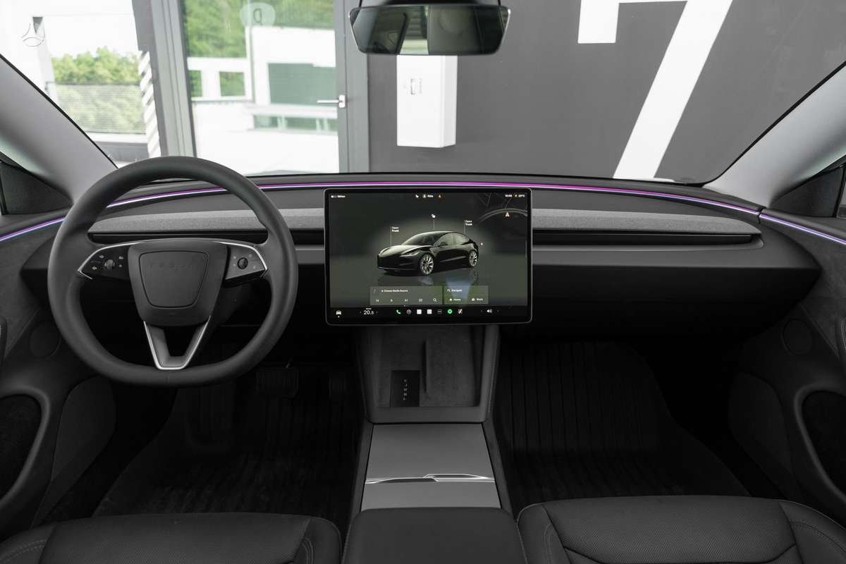 Tesla Model 3, hečbekas