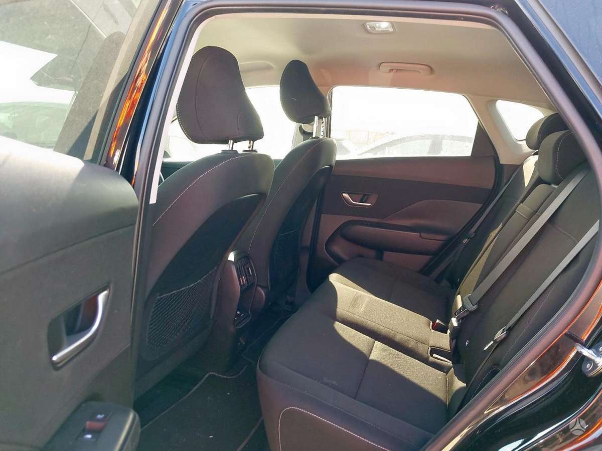 Hyundai Kona dalimis