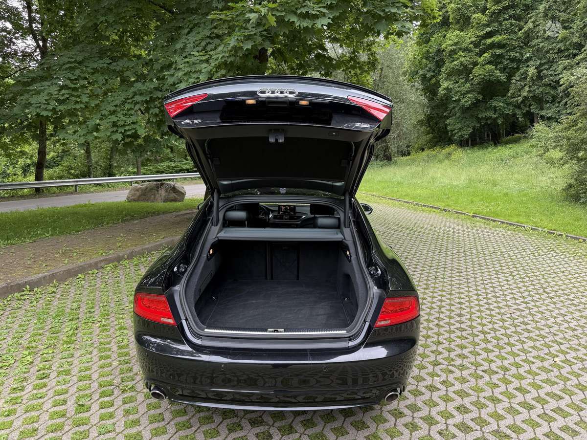 Audi A7, 3.0 l., hatchback