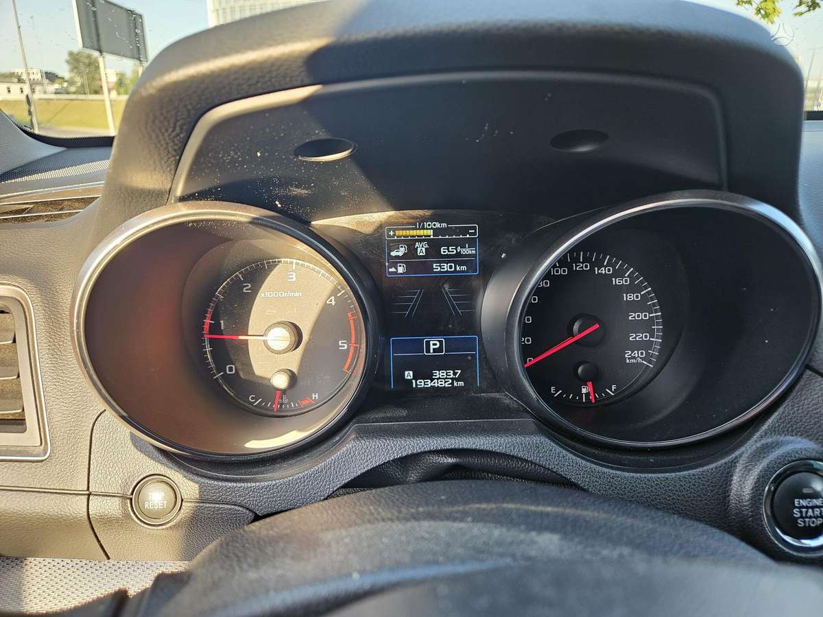 Subaru Outback, universalas