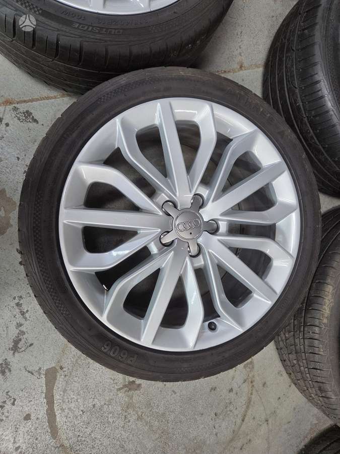 Audi, lengvojo lydinio, R19