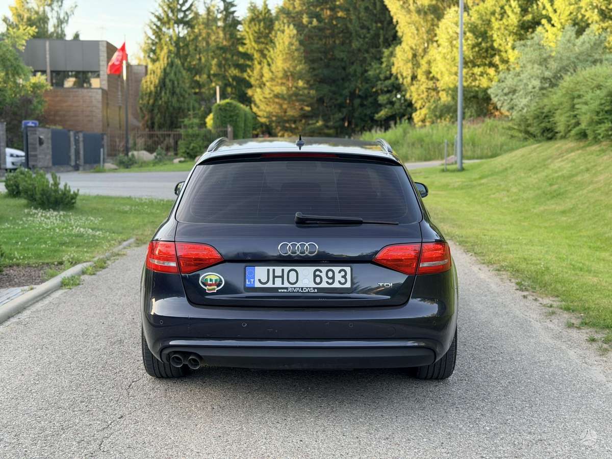 Audi A4, 2.0 l., Универсал