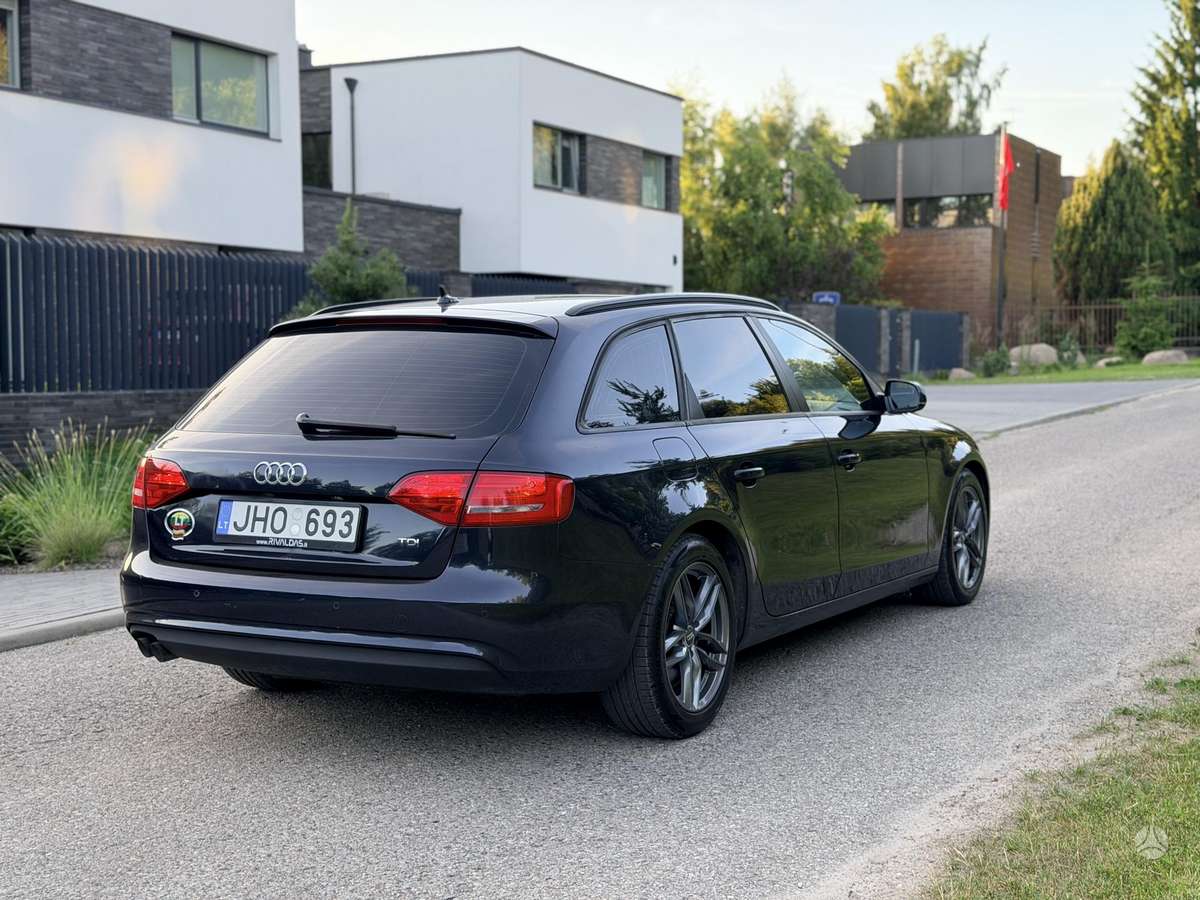Audi A4, 2.0 l., Универсал