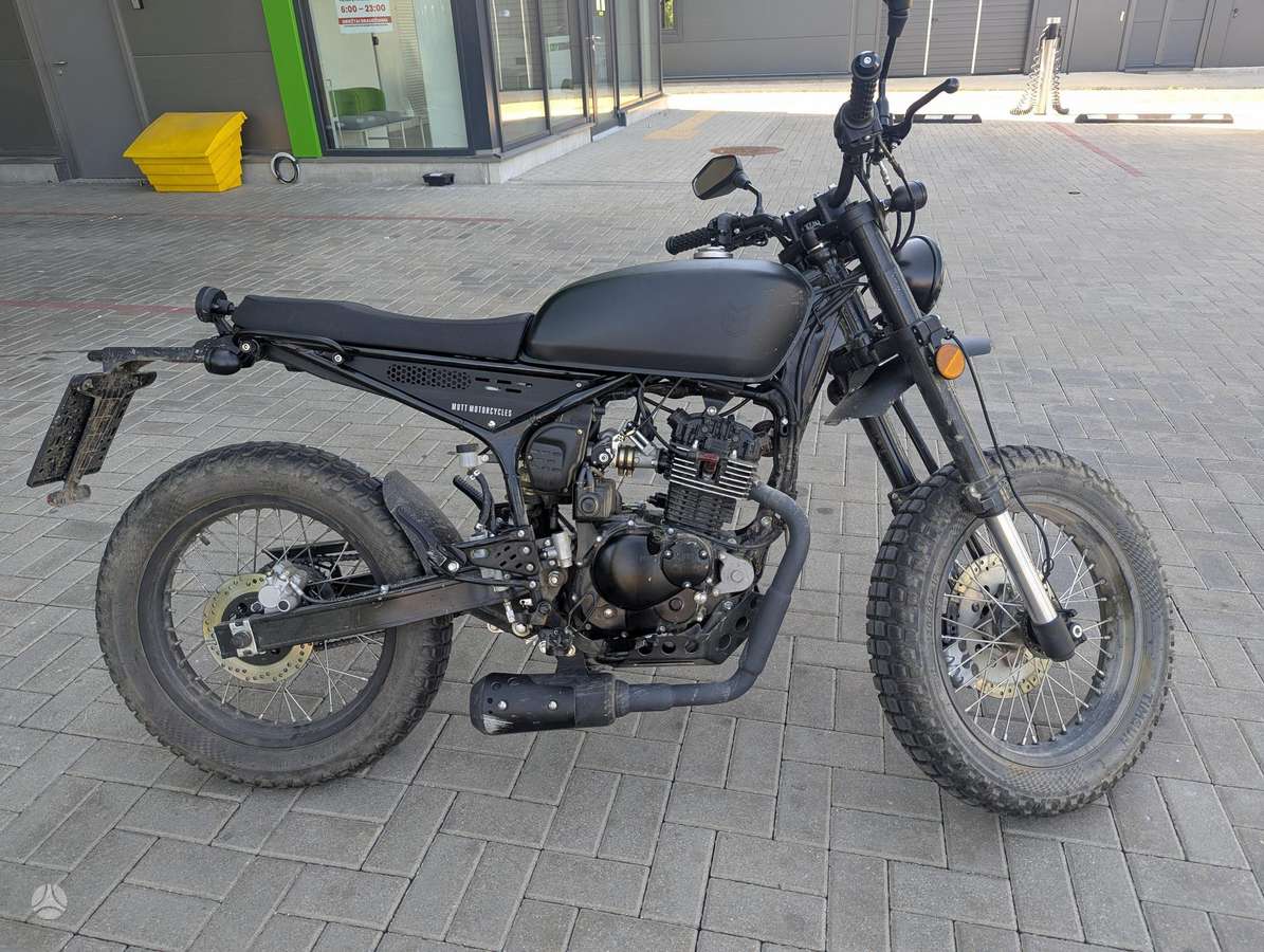 Mutt Razorback 125cc, street / klasikiniai